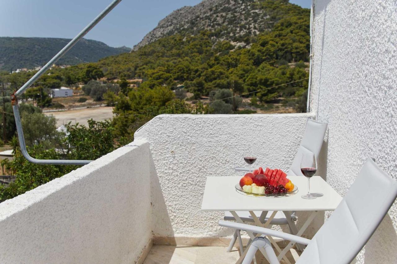 Ferienwohnung Golden Star Praxitelous Agia Marina  Exterior foto