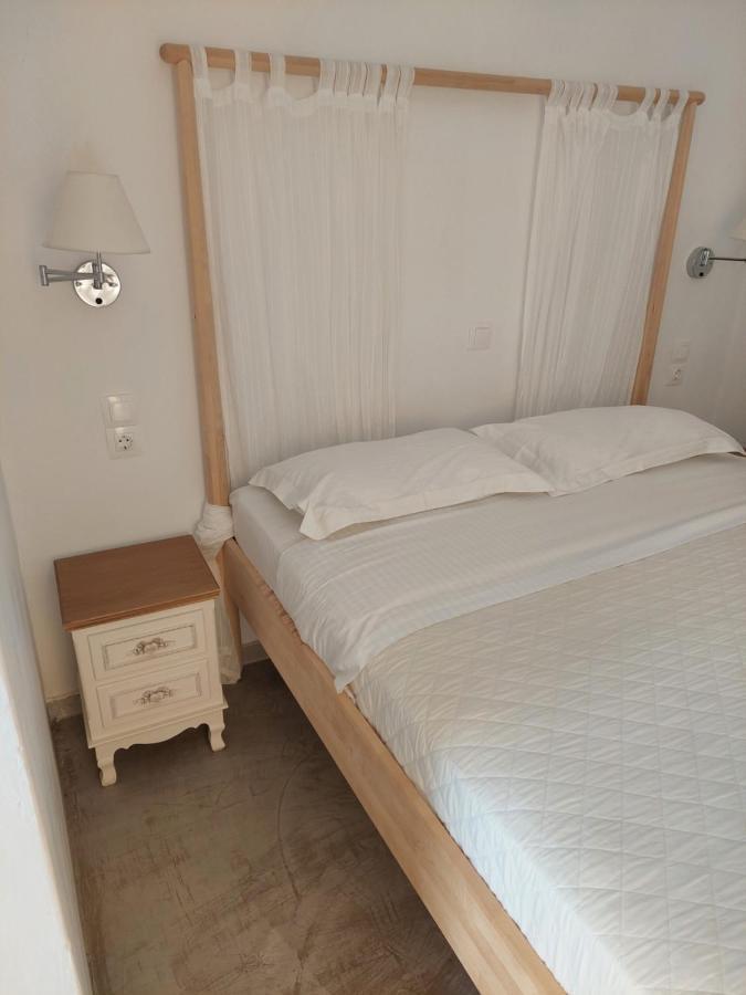 Ferienwohnung Golden Star Praxitelous Agia Marina  Exterior foto