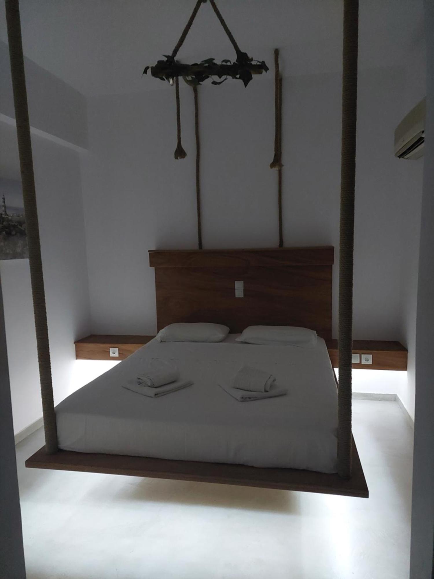 Ferienwohnung Golden Star Praxitelous Agia Marina  Exterior foto