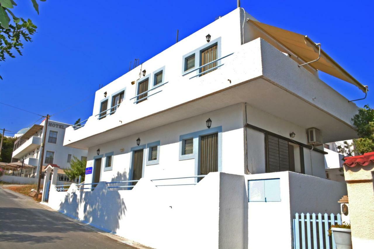 Ferienwohnung Golden Star Praxitelous Agia Marina  Exterior foto